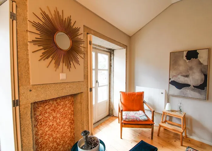 Virtudes Irresistible Getaway * Porto